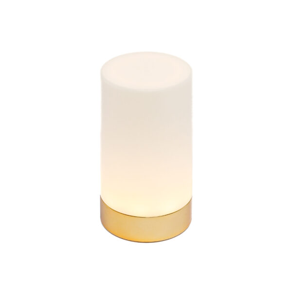 De Tafellamp DORSETTO is een moderne, oplaadbare cilindervormige tafellamp in wit en goud met een matte kap, waterdicht ontwerp, afstandsbediening en een gebruiksduur tot 105 uur, afgebeeld geïsoleerd op een witte achtergrond.